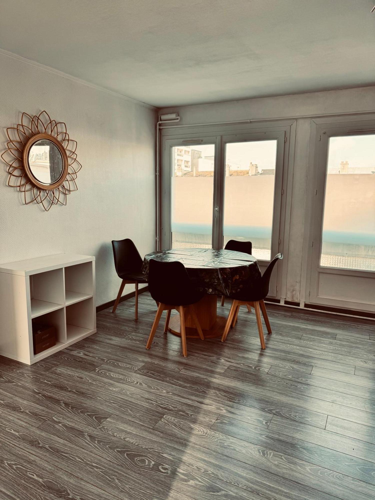 Superbe Appartement T3 Renove - Calais Nord Εξωτερικό φωτογραφία